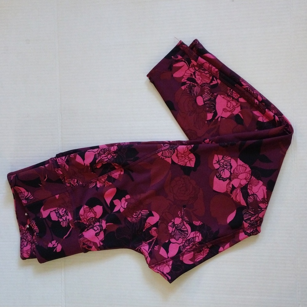 Lane Bryant Liv 7/8 Leggings Size 14/16 Burgundy Pink Black
